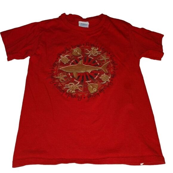 Vintage Red‎ Florida Keys sea life Tshirt size small 🦈🐙🐢 - Picture 1 of 6
